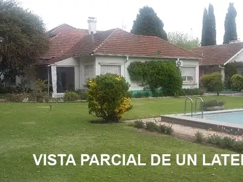 Lindísima casa quinta muy bien ubicada en Longchamps