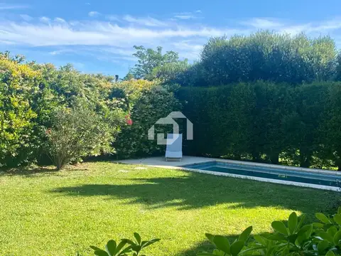 Casa  en Venta en La Madrugada, Pilar, G.B.A. Zona Norte