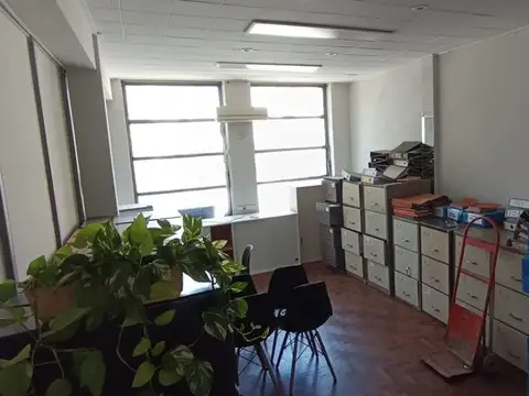 Oficina Monoambiente con 2 baños