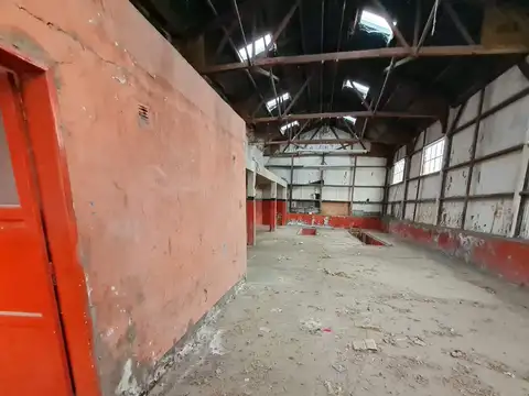 Galpon en Venta en Centro, USD 160.000