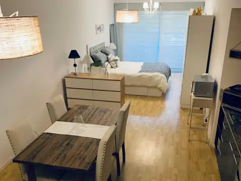 Remedios Escalada de San Martín 900