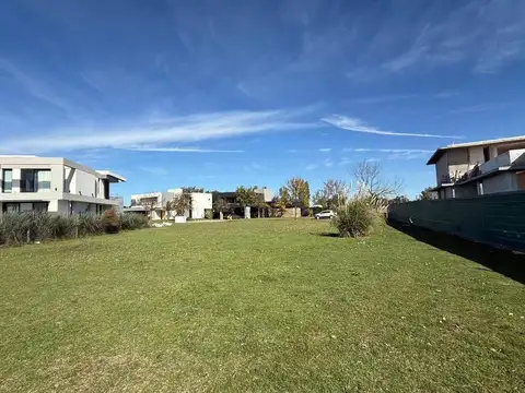 Terreno en Venta en Terravista, USD 300.000