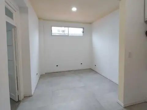 Depto Tipo Casa 4 ambientes con 2 baños