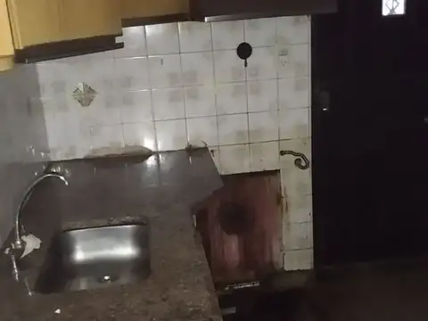 Depto Tipo Casa 2 ambientes con 1 baño