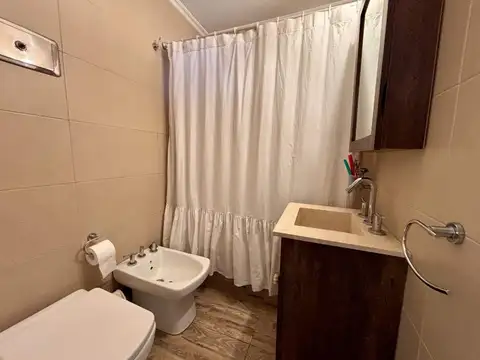 Departamento 4 ambientes con 1 baño