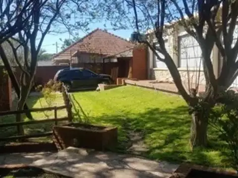 CHALET 3 AMBIENTES BARRIO CONSTITUCION