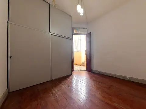 Depto Tipo Casa en Venta 71 años