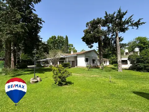 VENTA CASA 5 AMB + DEP DE SERVICIO LA LONJA, PILAR