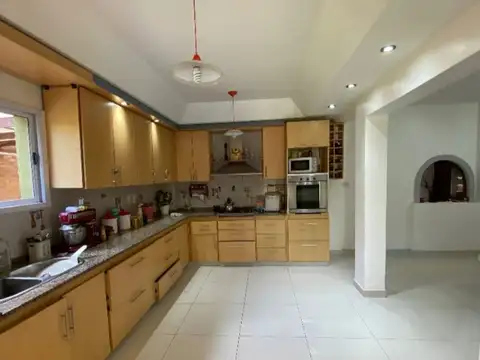 AV GASPAR CAMPOS 2900