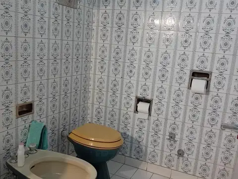 VENTA LOCALES CON VIVIENDA