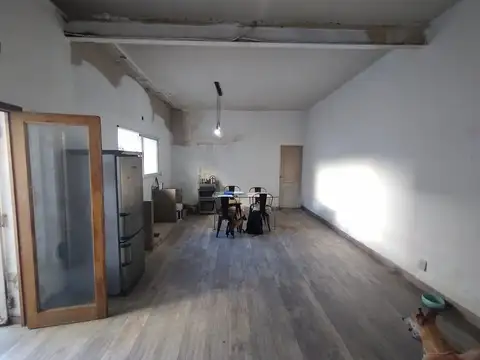 Depto Tipo Casa en Venta 56 años