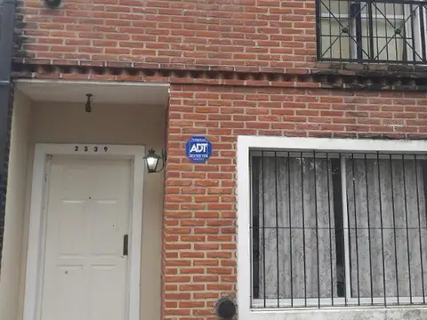 Depto Tipo Casa en Venta de 4 ambientes