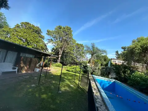 Excelente oportunidad - linda propiedad y local comercial con pileta. Gran parque - Ideal nuevo empr