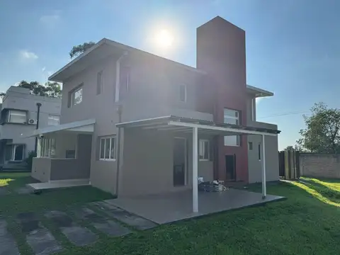 Casa en Venta en Yerba Buena, USD 230.000