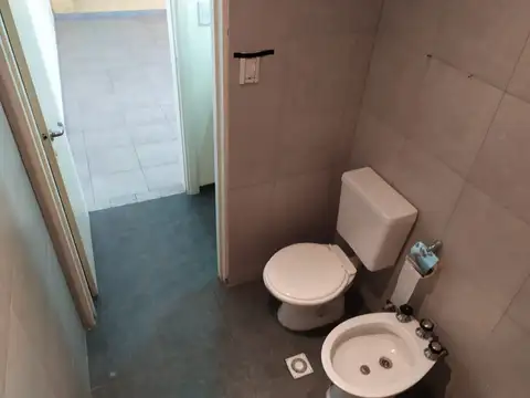 Julian S De Aguero 2000