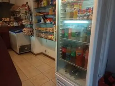 Local en Venta en Abasto, USD 11.000