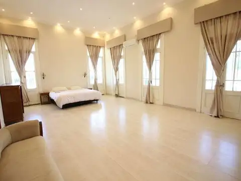 Propiedad en venta sobre Autopista Ezeiza-Cañuelas. 4 has de campo, casa principal y cabañas.