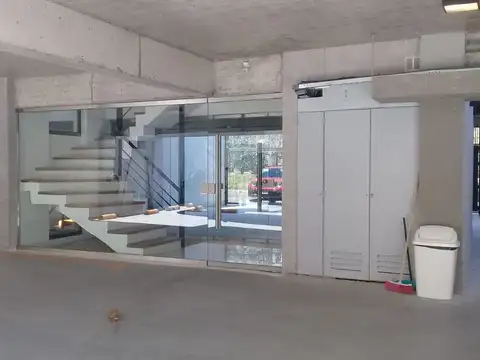 Diag Miguel Angel 5500, Piso 2