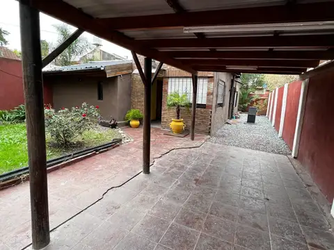 Francisco Moreno 883