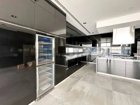 VENTA CASA EN MARINAS AL LAGO , ESPECTACULAR