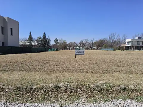 Terreno en Venta 30  mts Frente