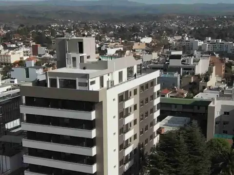 EXCELENTE DEPARTAMENTO EN VENTA EN VILLA CARLOS PAZ, A ESTRENAR, 0 KM. 3 DORM, 2 BAÑOS - CON BALCÓN