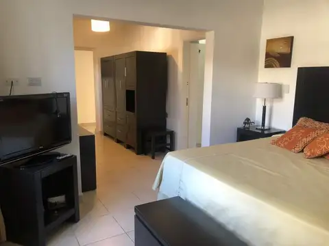 Venta casa La Cumbre barrio Golf, restaurada a nuevo