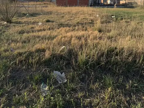 VENTA LOTE BARRIO ALTA GRACIA, CINCO SALTOS