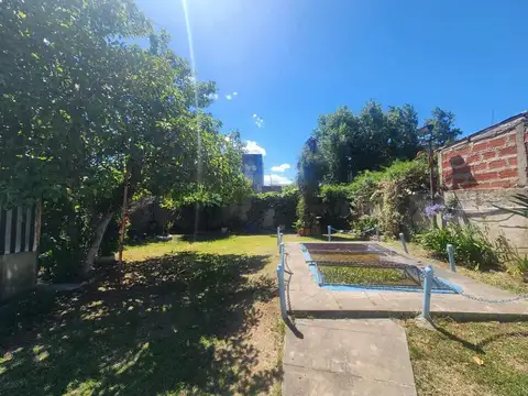 VENTA CASA VILLA LUZURIAGA JARDIN PILETA COCHERA