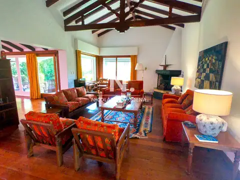 Casa en Alquiler Temporal de 7 dormitorios