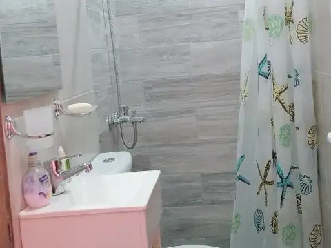 Departamento 4 ambientes con 2 baños