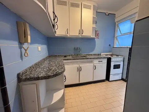 Departamento en Alquiler en Recoleta, $ 900.000