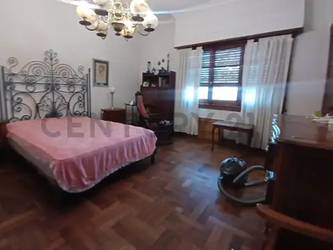 Casa 5 ambientes con 5 baños