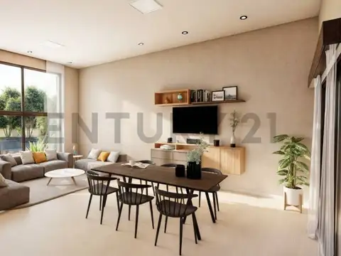 Casa en Venta con 3 cocheras