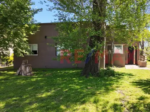 Casa Venta  4 amb  Santa Guadalupe Pilar del Este