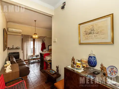 Depto Tipo Casa en Venta 40 años