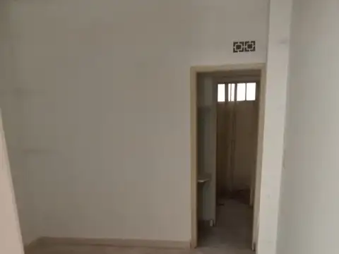 Local en Venta en Floresta Norte, USD 77.000