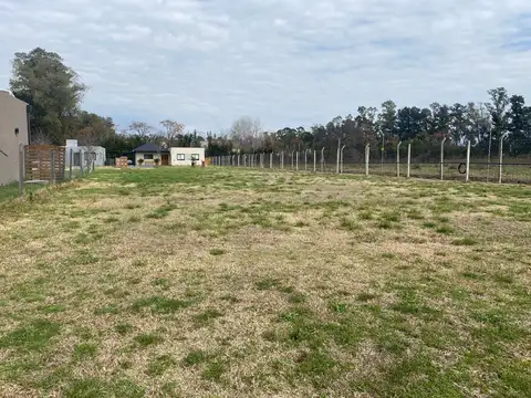 OPORTUNIDAD hermoso lote en Barrio Santo Tomas, Pilar