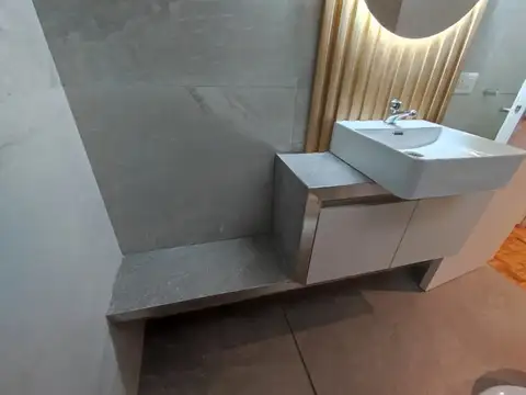 DEPTO. 2 AMB. EN BELGRANO REFACCIONADO A NUEVO. A METROS DE SUBTE LINEA D