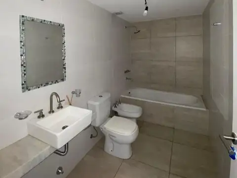 Departamento en Alquiler con 1 cocheras