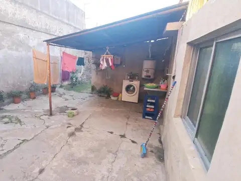 Casa en  Casa en Venta de 3 ambientes en Lomas del Mirador