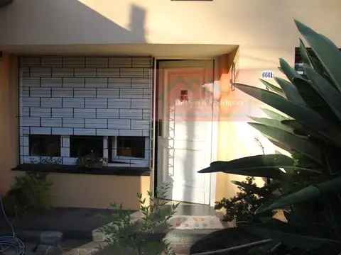 Casa en Venta en Ciudad Jardin Del Palomar, USD 200.000