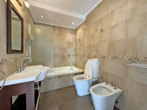 Casa en Venta en Pichincha, USD 210.000