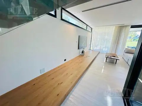 Saint Thomas Oeste A ESTRENAR !!!