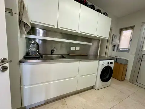 Avenida Agustín M. García 7200