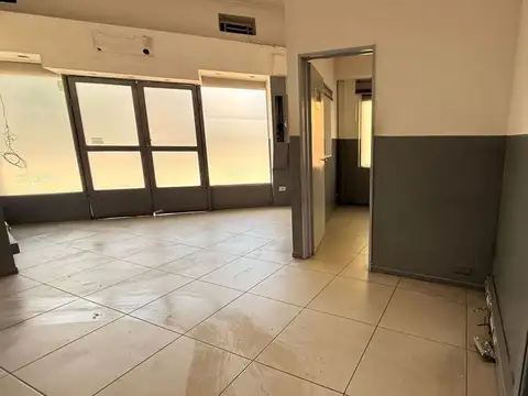 Oficina Monoambiente con 2 baños