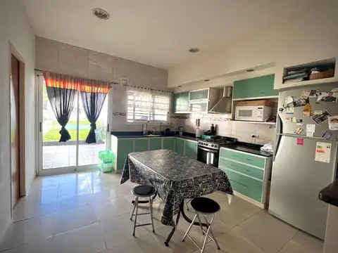 Casa en Venta en Lomas De Zamora, USD 200.000