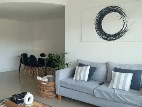 Departamento 3 amb  s/ Av. Libertador 2 c + terraz