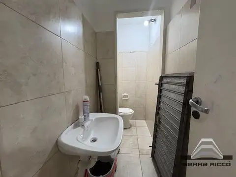 Local en Venta en Flores, USD 94.900