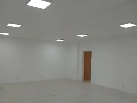 Oficina Monoambiente con 2 baños